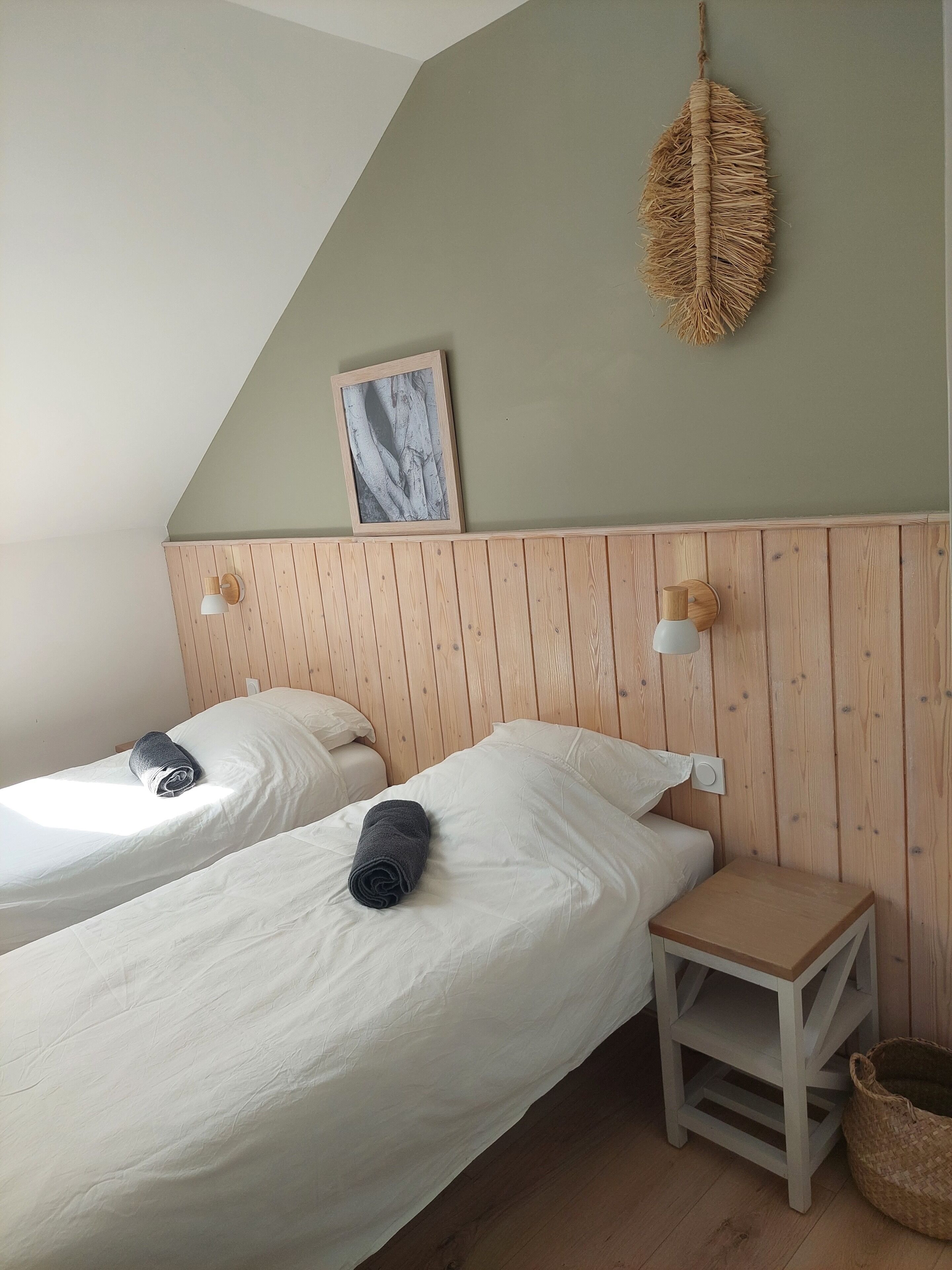 Coffres-forts dans les chambres, bureau, lit parapluie, Wi-Fi gratuit