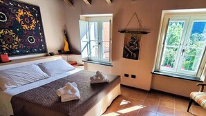 Unclassified image, 5 of 26, button - Melabruna, Relax in the hills 15' from the 5 Terre (Provincia della Spezia)