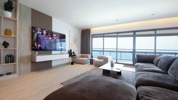 Apartamento superluxo, 3 quartos, vista para a praia, de frente para a praia | Área de estar