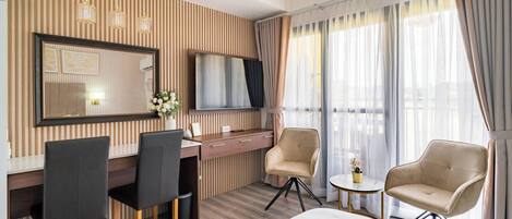 Fer et planche à repasser, accès Internet, draps fournis