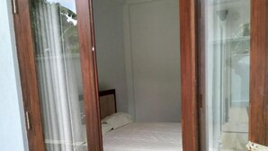 Photo non classée, 2 sur 20, bouton