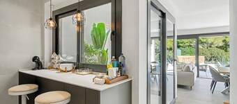 Cozy villa in Cala Mandia near the sea