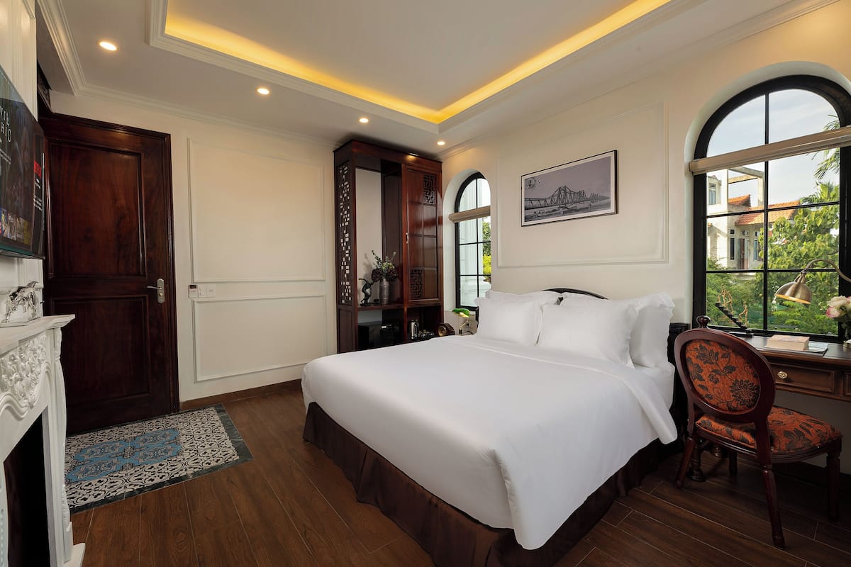 Standard Double Room, Pool View | In-room safe, desk, laptop workspace, soundproofing