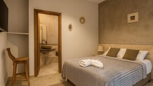 1 bedroom, internet, bed sheets
