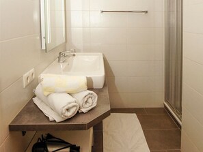 Haartrockner, Handtücher