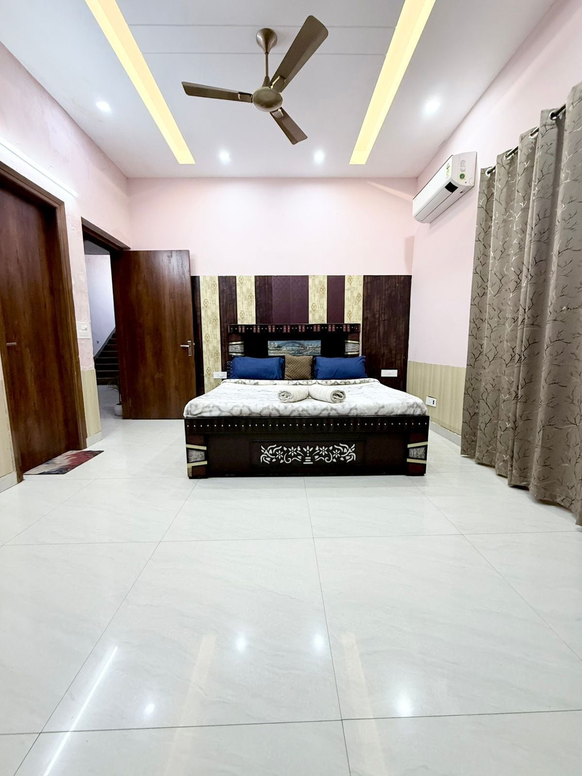 Villa, Garden View | Iron/ironing board, free WiFi