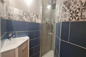 Shower, hair dryer - Chalets d'Or E N°216 -3P5 (Les Deux Alpes)