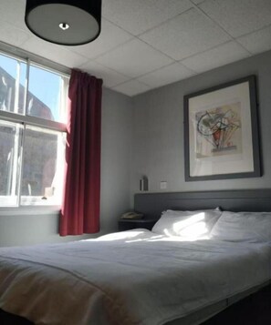 Room - Standard Double Room (Aberdeen)