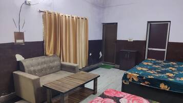 Habitación familiar | Camas extra, wifi gratis y ropa de cama