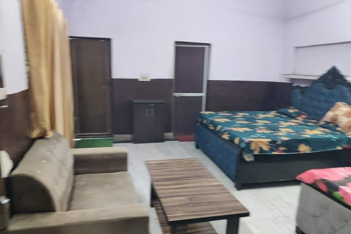 Family Room | Rollaway beds (surcharge), WiFi (free), bed sheets
