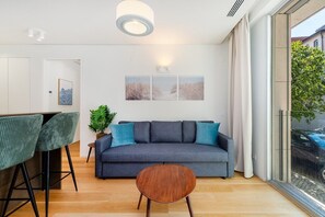 Living area - ⁠Central Lisbon Gem Close to Amoreiras & Rossio (Lisbon)