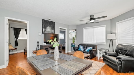 Superior Suite, Courtyard View | Living area | 54-inch TV with premium channels, fireplace. Knockan Hill Rentals-Ground Floor Suite