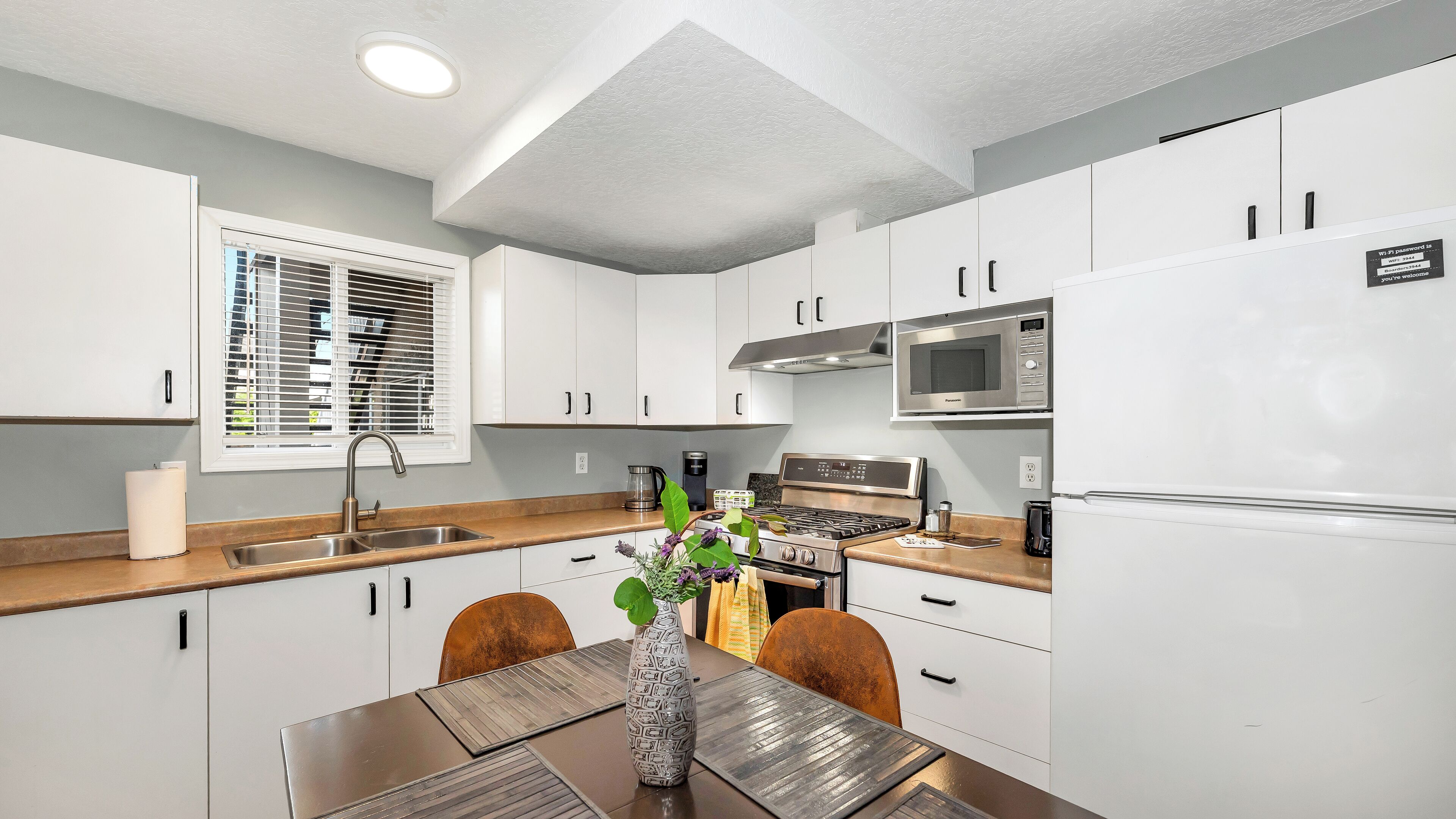 Suite Superior, vista cortile | Cucina privata