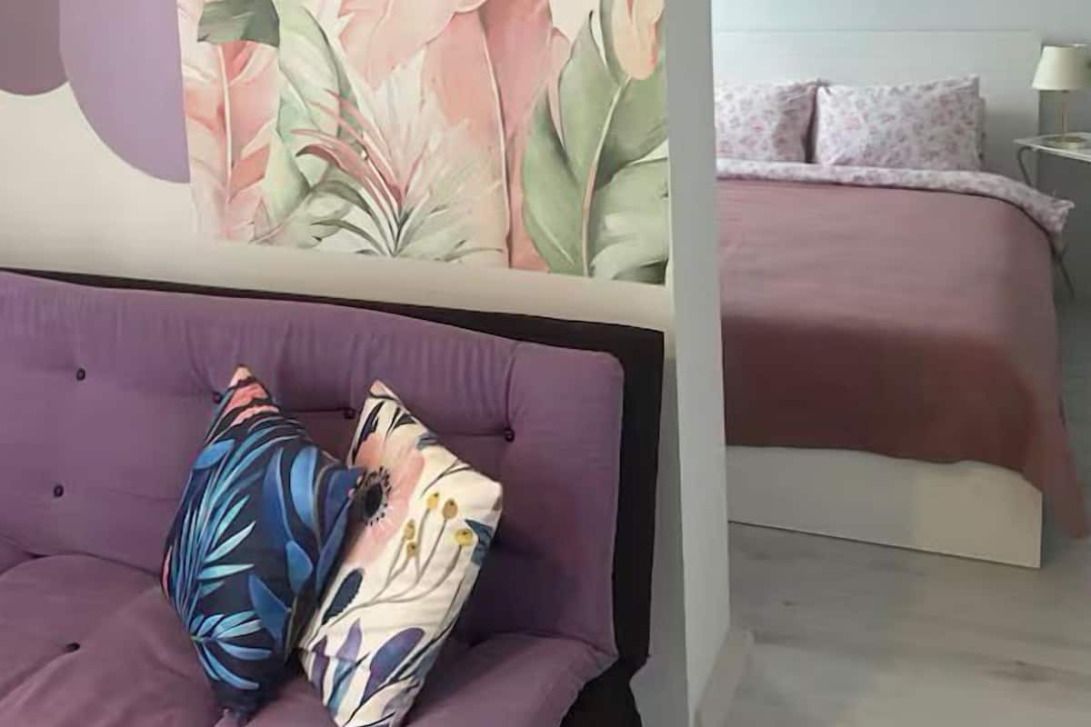 Deluxe Apartment, 1 Queen Bed with Sofa bed, Balcony