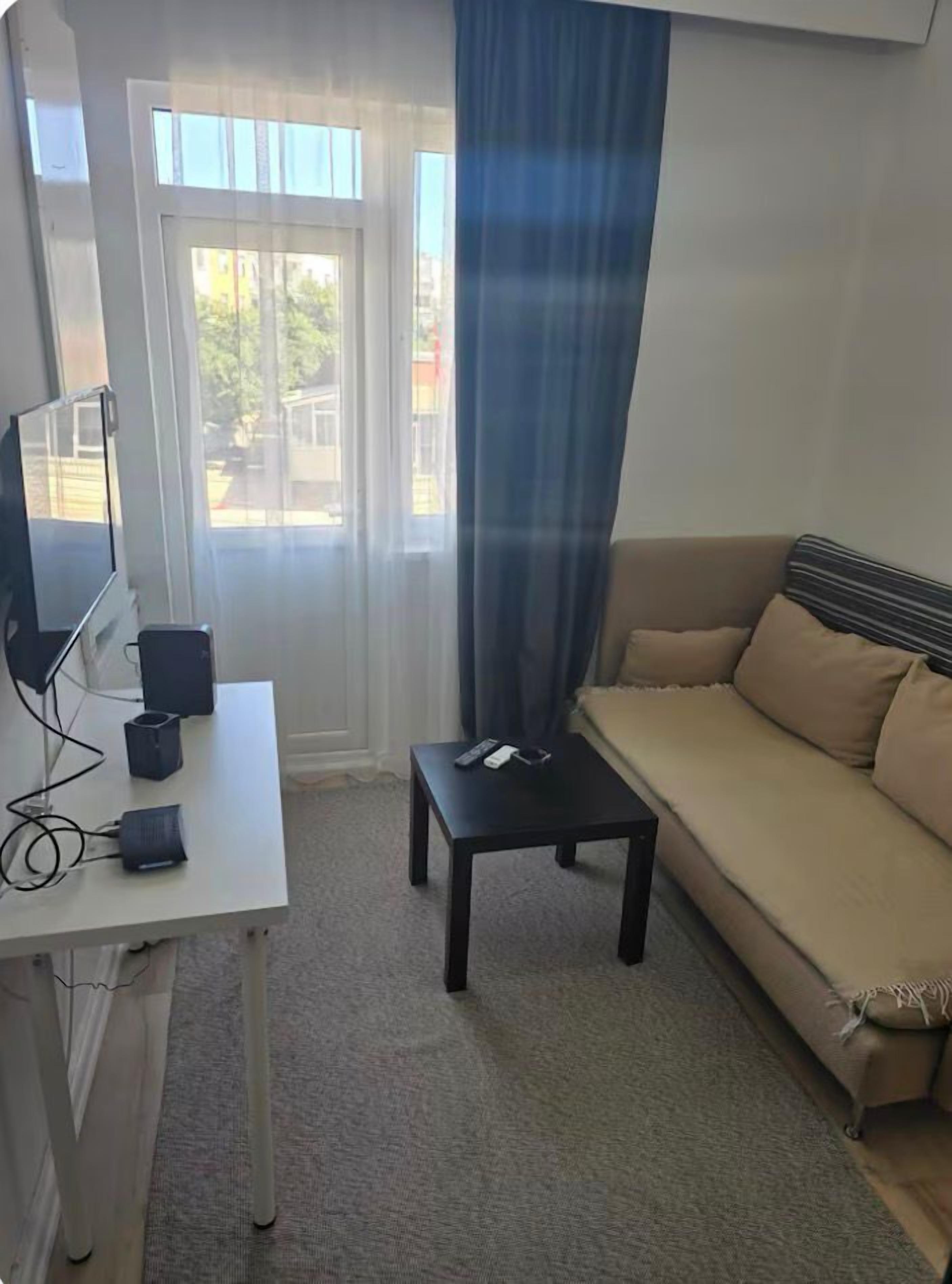 Deluxe Apartment, 1 Queen Bed with Sofa bed, Balcony | Desk, laptop workspace, iron/ironing board, free WiFi