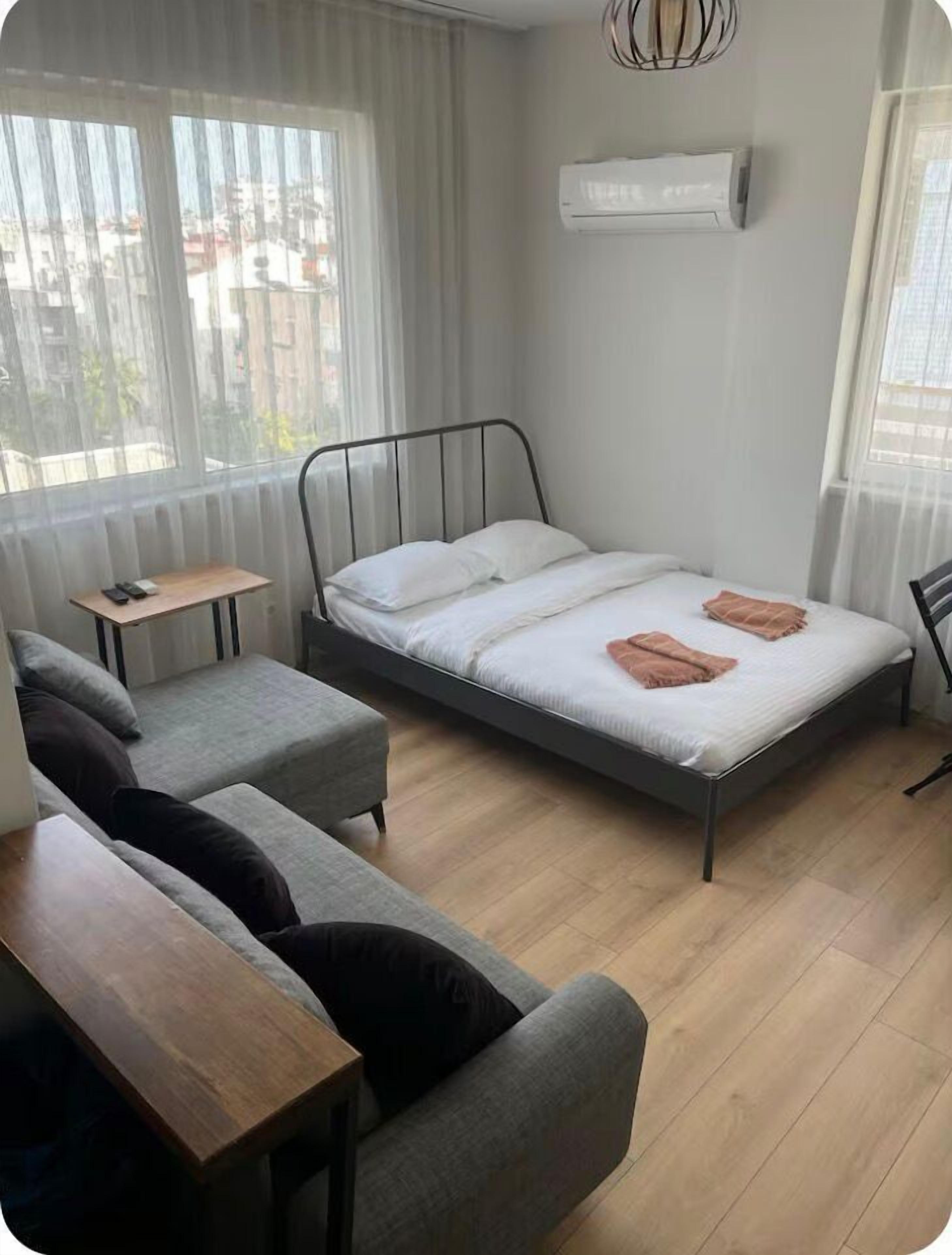 Family Apartment, Multiple Beds, Balcony | Living area