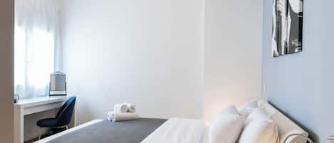 Iron/ironing board, free WiFi