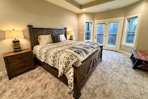 3 bedrooms, desk, iron/ironing board, free WiFi - Modern Mountain Family Home on Ski Hill Road — Pet Friendly + A/C (Driggs)