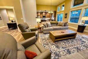 智能电视、壁炉、办公室