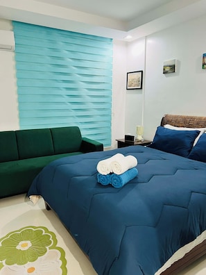 1 bedroom, in-room safe, free WiFi, bed sheets