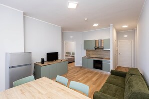 TV - Sea View Apartment (Margherita di Savoia)