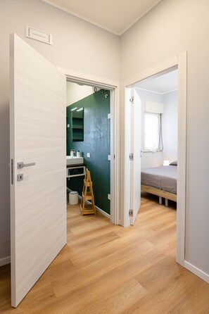 WiFi, bed sheets, wheelchair access - Sea View Apartment (Margherita di Savoia)