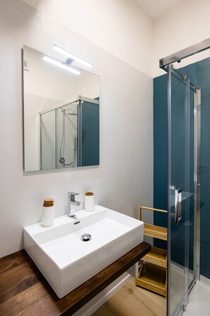 Hair dryer, towels - Sea View Apartment (Margherita di Savoia)