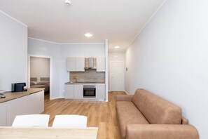 TV - Sea View Apartment (Margherita di Savoia)