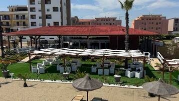 Restauration en plein air