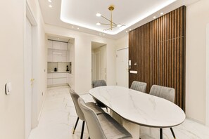 Appartamento, 3 camere da letto | Sala da pranzo