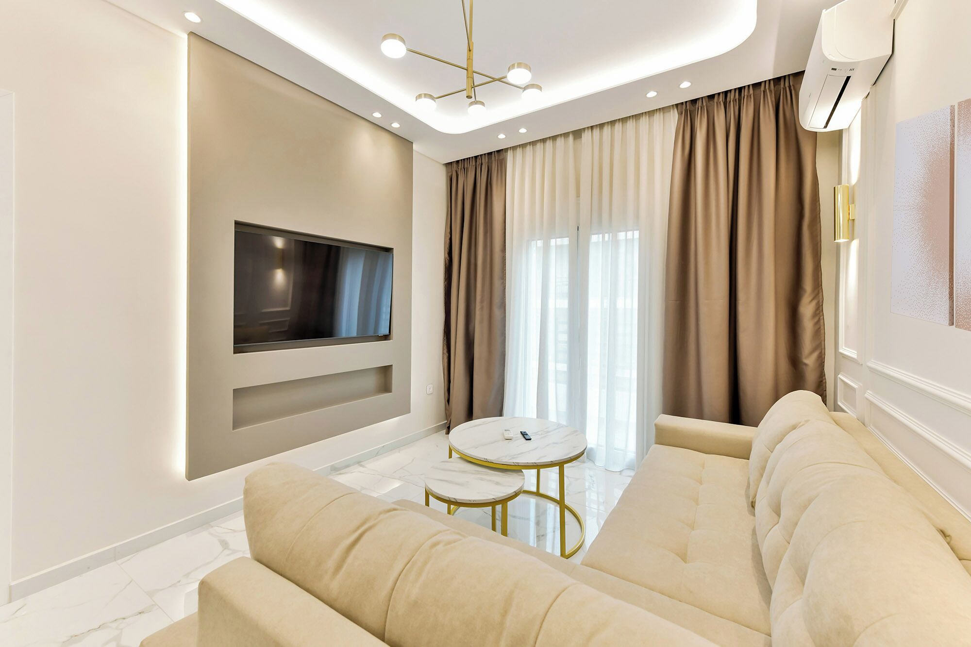 Apartment, 3 Bedrooms | Living area
