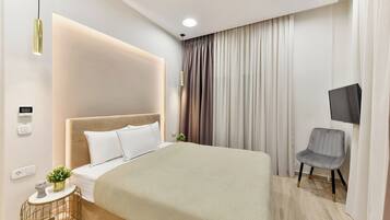 Iron/ironing board, free WiFi