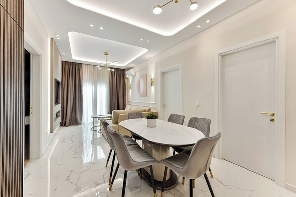 Lejlighed - 3 soveværelser | Spisestue