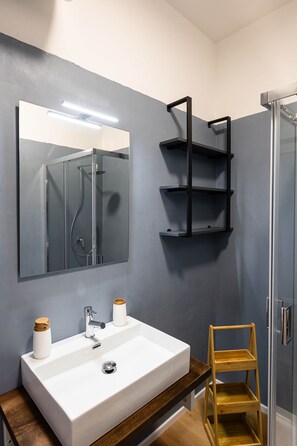 Hair dryer, towels - Sea View Apartment (Margherita di Savoia)