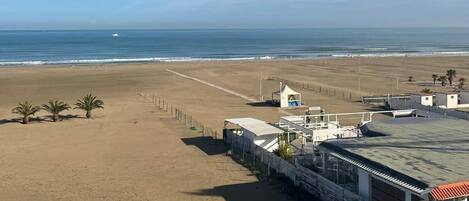 على الشاطئ، مناشف للشاطئ