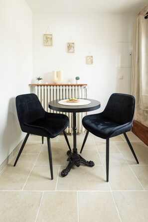 تناول الطعام