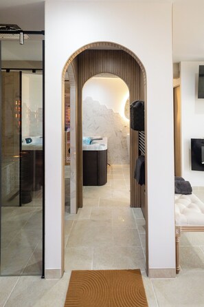 Interior - La Parenthèse d'Amour (Soisy-Bouy)