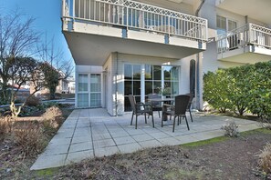 Outdoor dining - House Sonnenpark Apartment 3 (Timmendorfer Strand)
