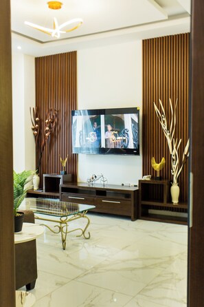 Interior - Premium Two Bedroom Suite at Essence (Accra)