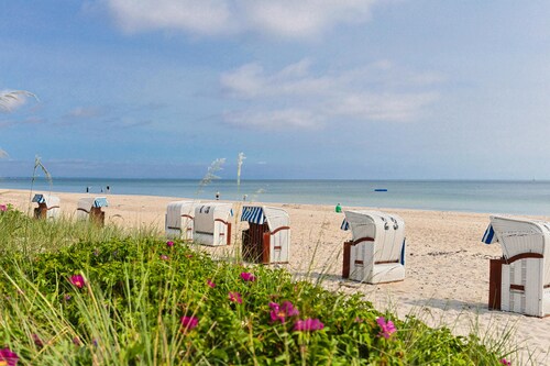 Family Cabin - Sea View, Activity Room, Playground, Balcony, Private Parking