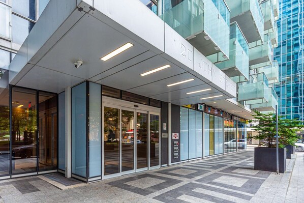 تفاصيل الفندق من الخارج