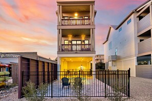 Exterior - 243 E Gulf Beach Drive 4 BR 4 Bath, Private Pool, Elevator Private House (ST GEORGE ISLAND)