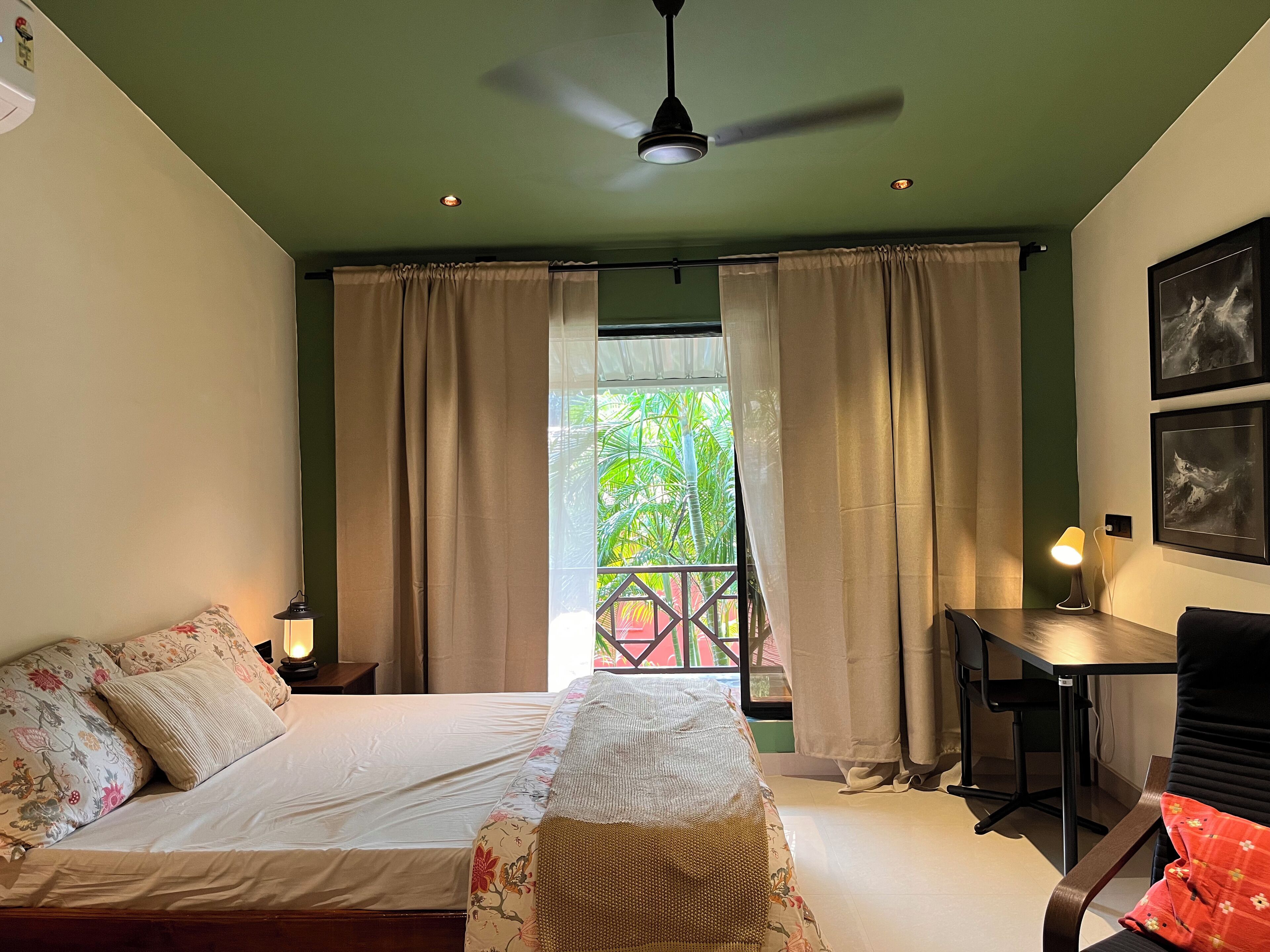 Deluxe-Zimmer | Schreibtisch, laptopgeeigneter Arbeitsplatz, kostenloses WLAN