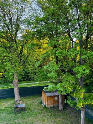 Garden - Spacious Garden Villa for 16 Guests (Vienna)