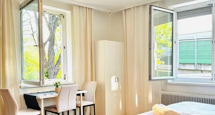 Spacious Garden Villa for 16 Guests