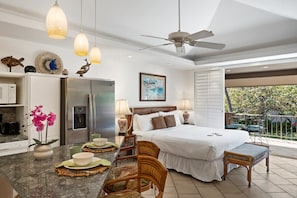 Iron/ironing board, free WiFi, bed sheets - Perfect for a romantic getaway for two, Exclusive Beach Cabana-Maui Eldorado J215 (Lahaina)
