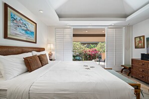 Iron/ironing board, free WiFi, bed sheets - Perfect for a romantic getaway for two, Exclusive Beach Cabana-Maui Eldorado J215 (Lahaina)