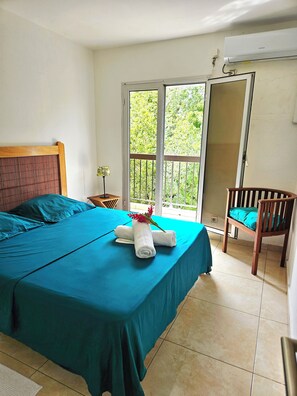 2 bedrooms, iron/ironing board, WiFi, bed sheets - Ti-Lagon - Modern apartment with swimming pool in Le Gosier (Le Gosier)
