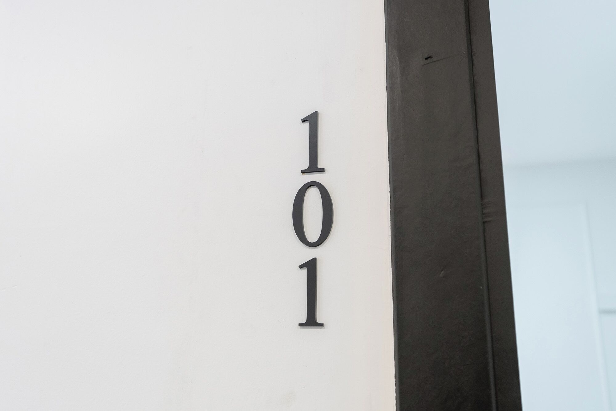 豪華四人房, 2 張加大雙人床, 非吸煙房 | 書桌、熨斗/熨衣板、免費無線上網