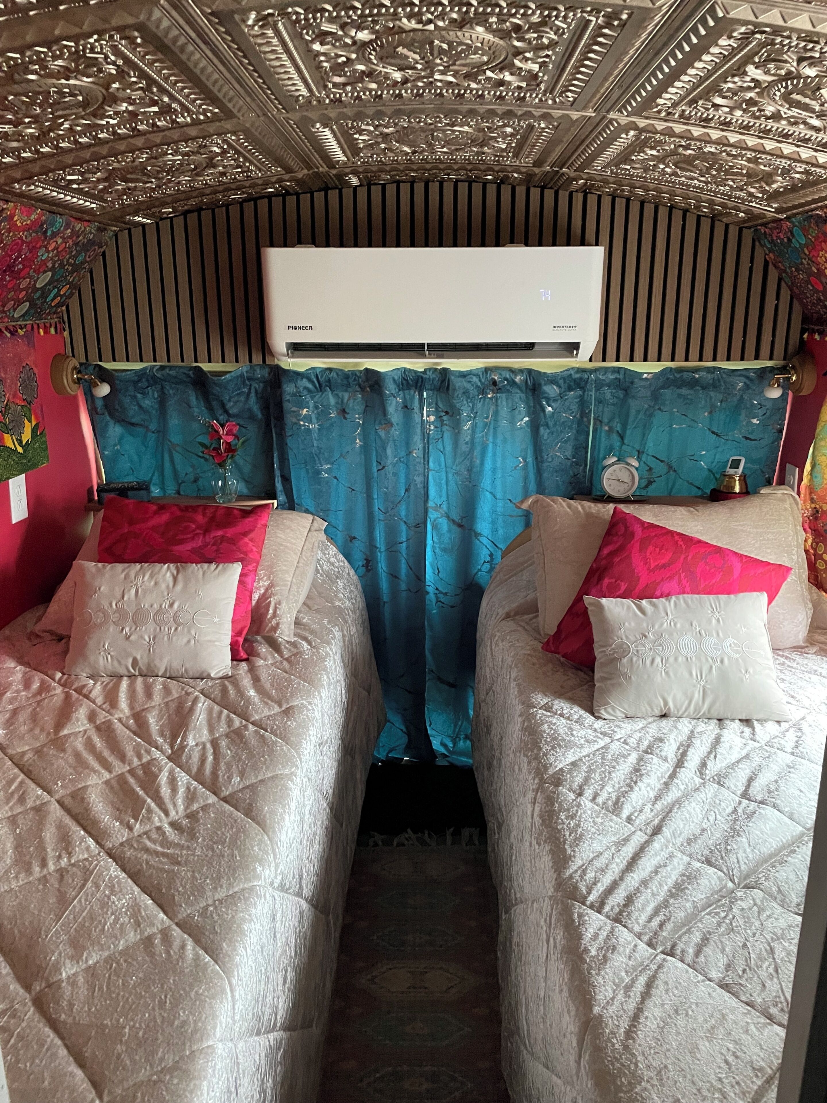 1 bedroom, desk, free WiFi, bed sheets